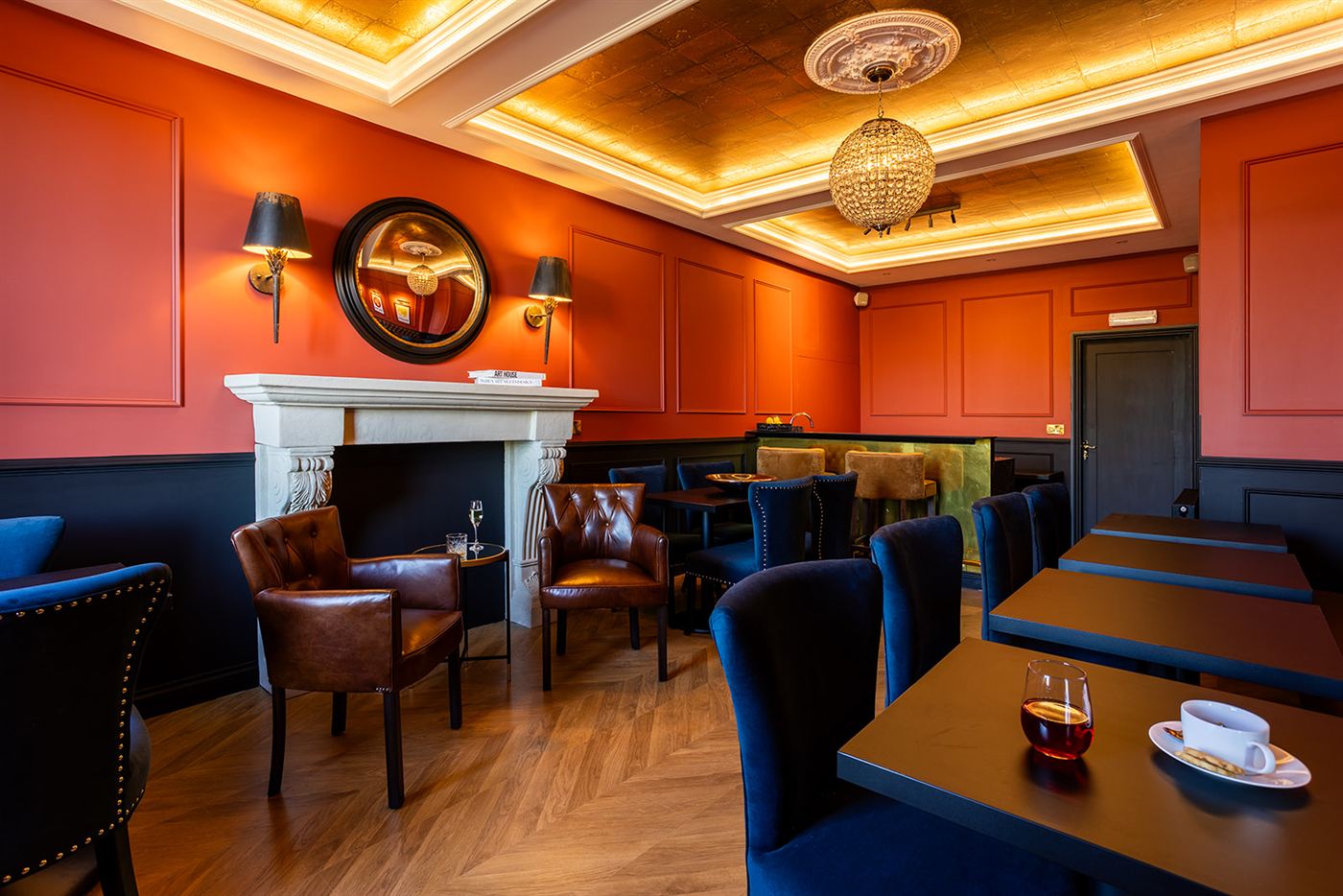 The bar and lounge at Rob Roy, Berwick-upon-Tweed